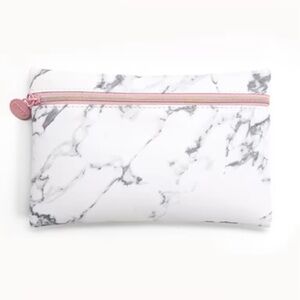 💄3/$12💄 NWOT: IPSY Clean Slate Glam Bag